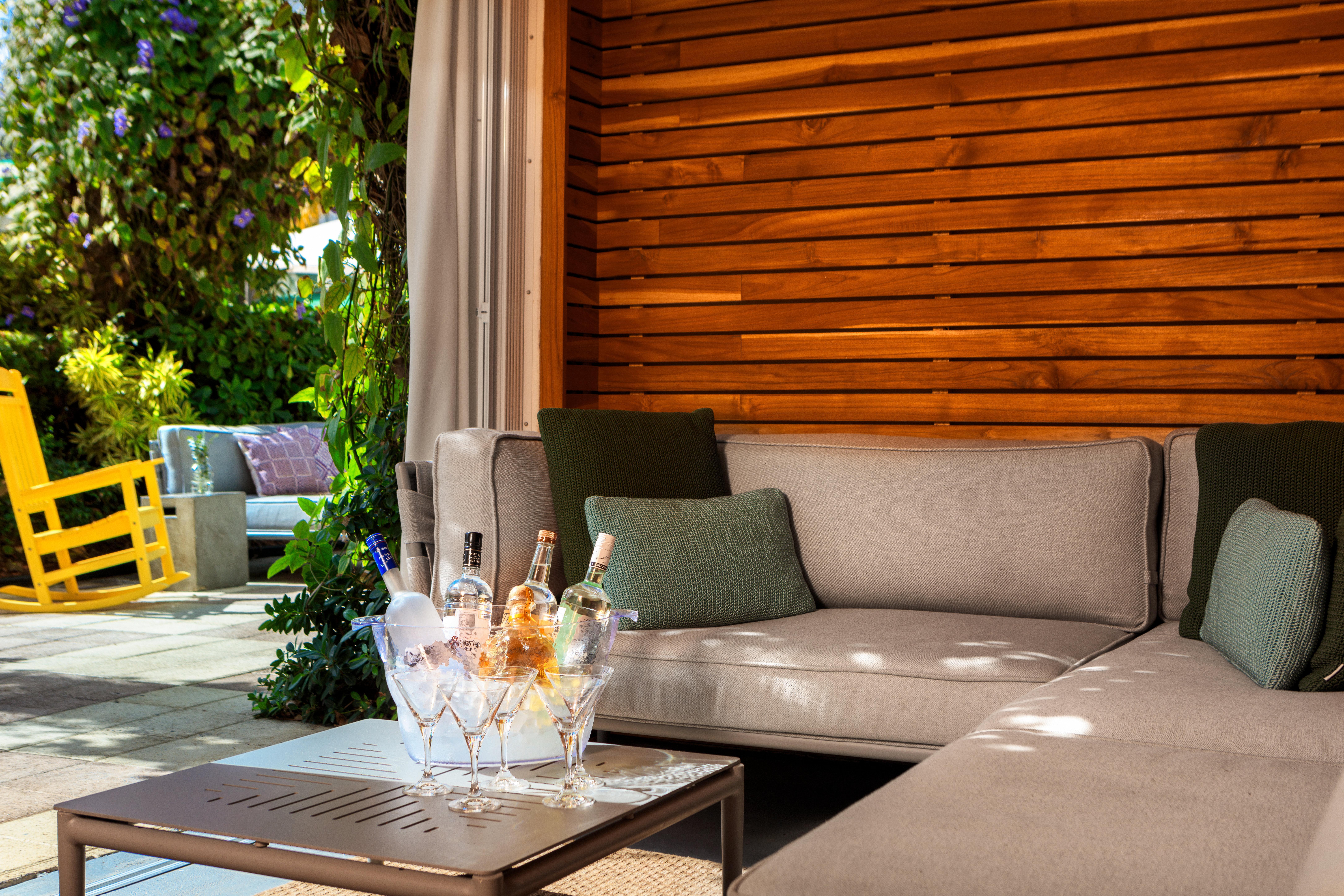 Kimpton Surfcomber Hotel Miami Beach Exterior foto