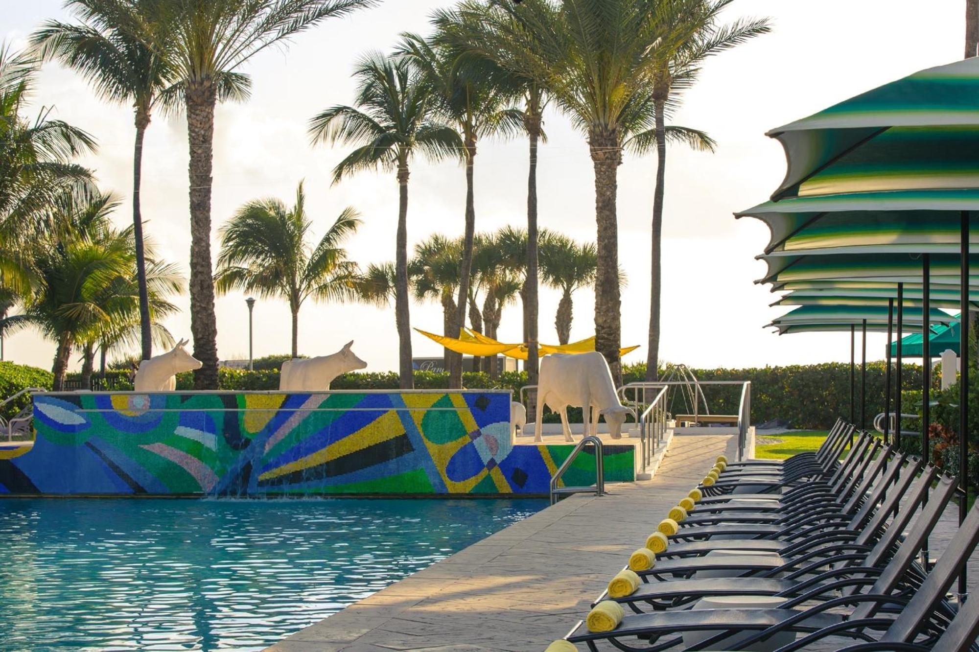 Kimpton Surfcomber Hotel Miami Beach Exterior foto