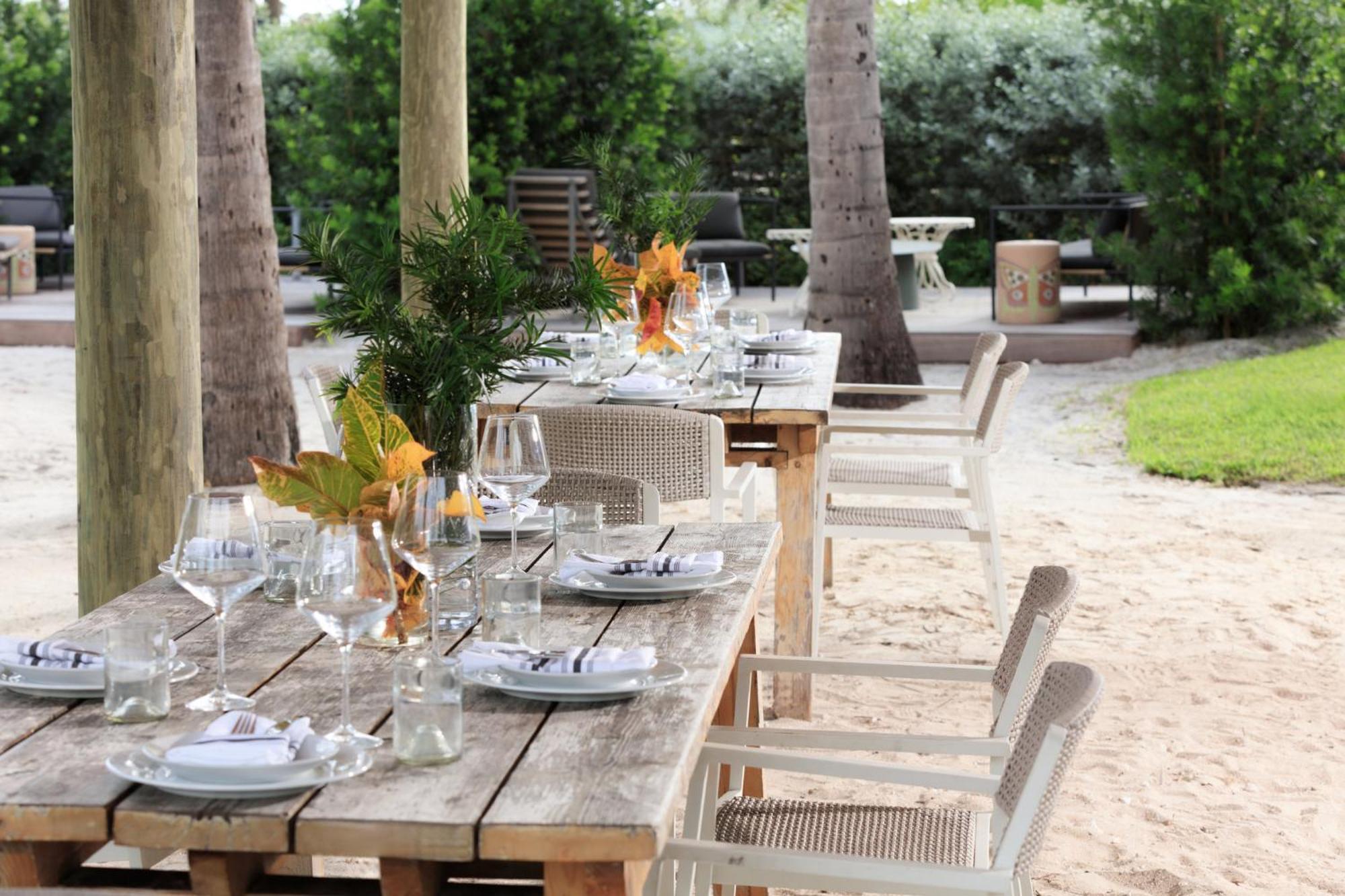 Kimpton Surfcomber Hotel Miami Beach Exterior foto